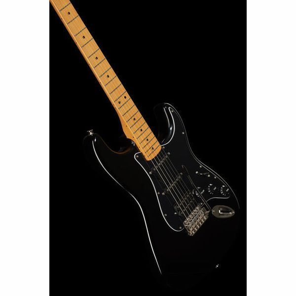 Електрогітара Squier Classic Vibe 70s Stratocaster HSS MN BLK 008874 фото