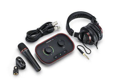 Комплект для звукозаписи Focusrite Vocaster One Studio 2093866052 фото
