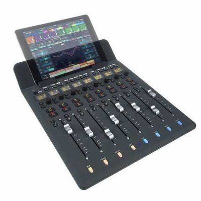 DAW контроллер Avid S1 32105610 фото