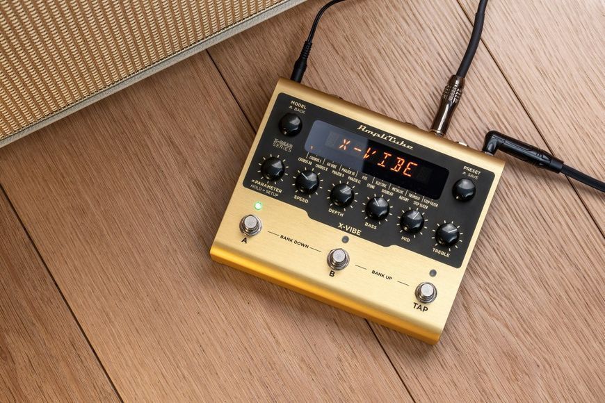 Гітарна педаль IK Multimedia AmpliTube X-VIBE 2093865390 фото