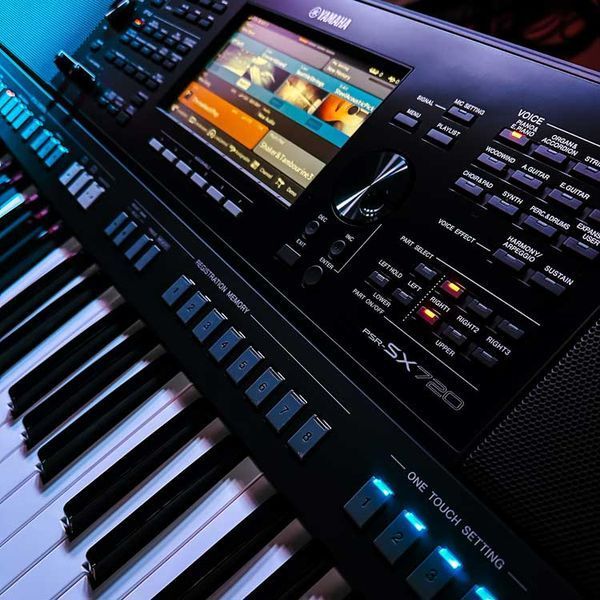 Синтезатор Yamaha PSR-SX720 3221100884 фото