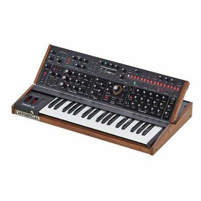 Аналоговый синтезатор Dave Smith Instruments Sequential Pro 3 998202 фото