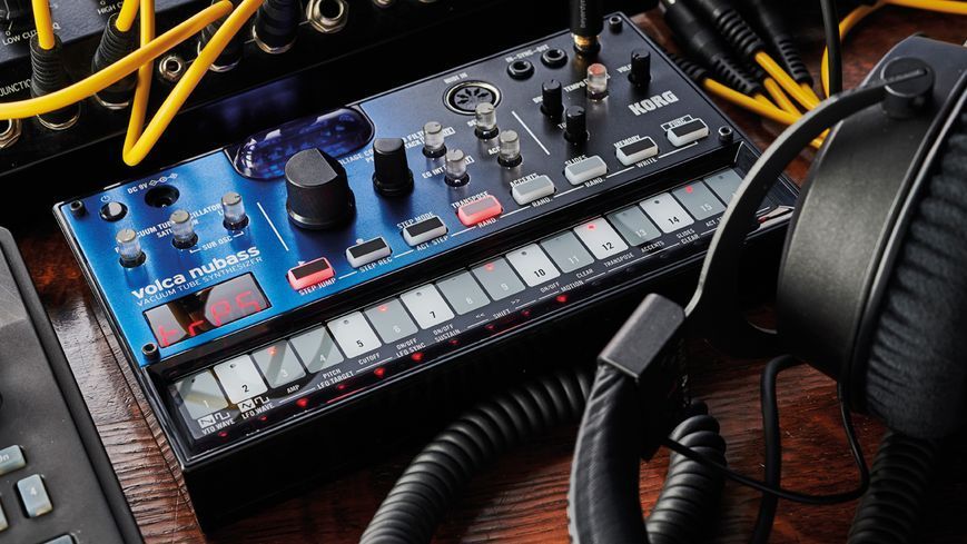 Аналоговый синтезатор Korg VOLCA-NUBASS 00255400 фото
