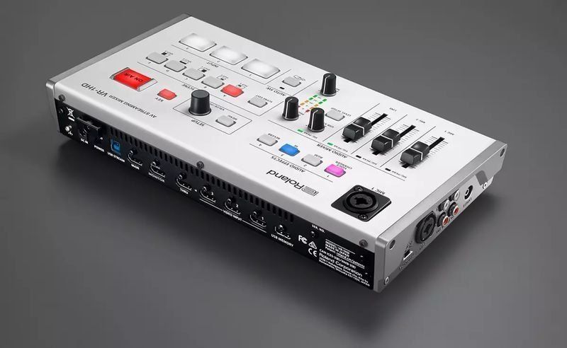 Видеомикшер Roland VR-1HD 77809000 фото