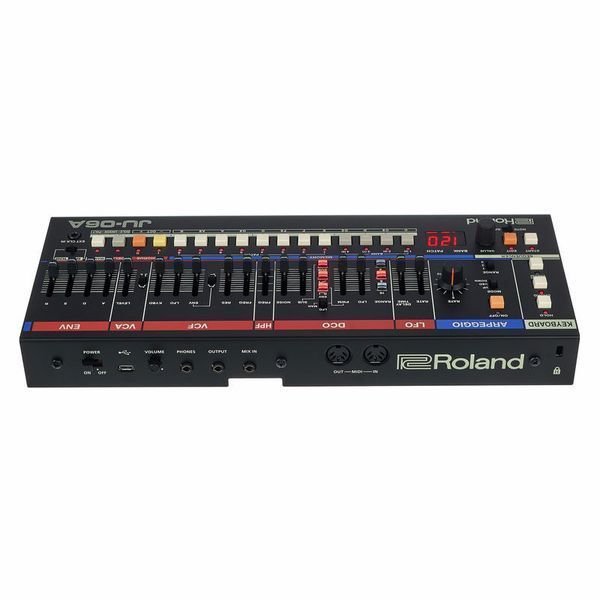 Аналоговий синтезатор Roland JU06A 01050404 фото